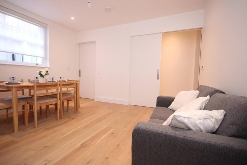 런던 Lovely Flat In Baker Street 아파트 외부 사진
